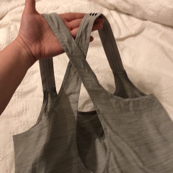 Adidas Racerback Active Top Size Small - Picture 7 of 7